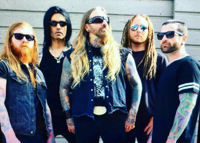 Отрывок нового трека DevilDriver в сети