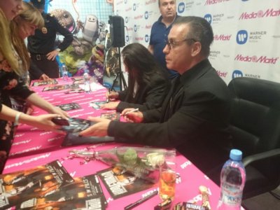 Во время автограф-сессии Lindemann пострадали около 50 человек