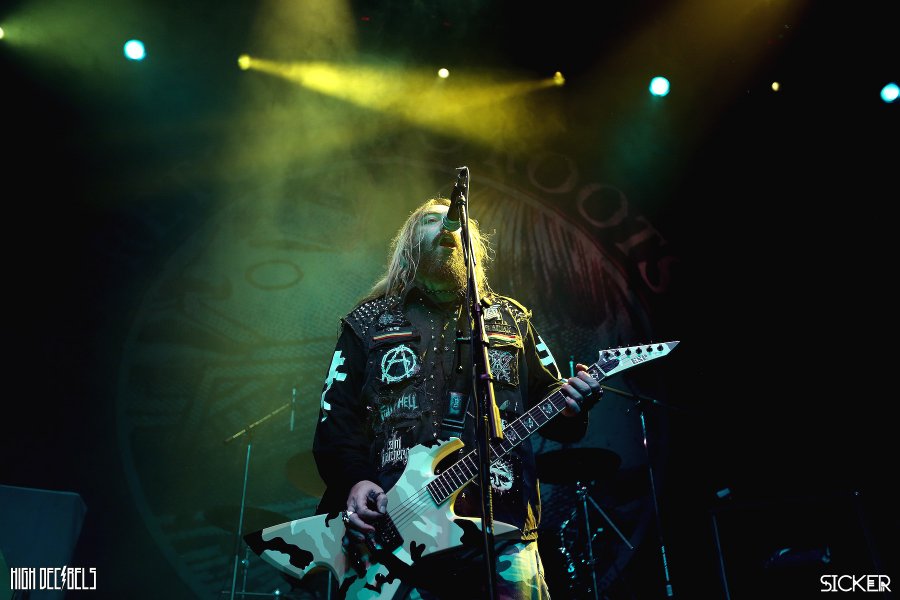 Фотоотчет с концерта Max &amp; Iggor Cavalera Return To Roots (2016.12.11 - Москва - Yotaspace)