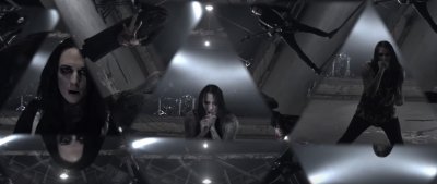 Новое видео Motionless In White